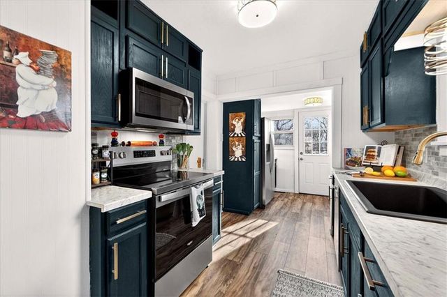 4015 E 68th Terrace, Kansas City, MO 64132