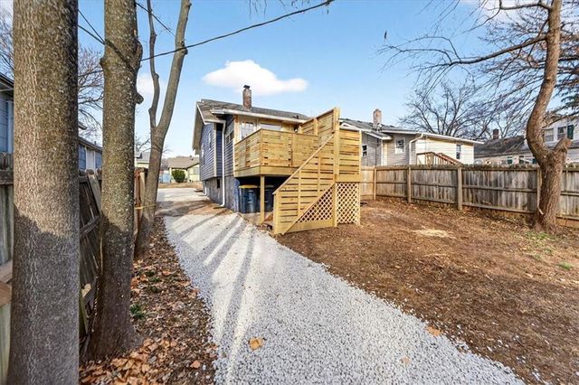 4015 E 68th Terrace, Kansas City, MO 64132