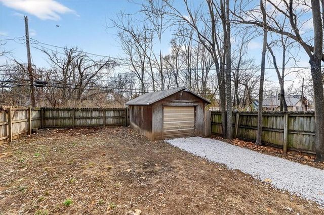 4015 E 68th Terrace, Kansas City, MO 64132