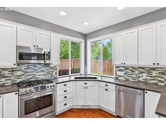 16881 Sw STELLAR Dr, Sherwood, OR 97140