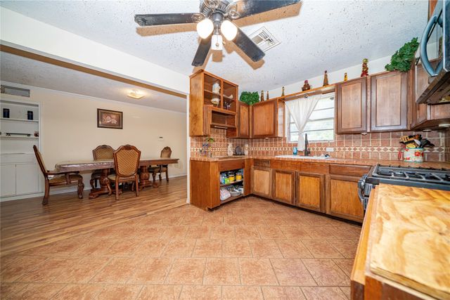 2217 Gaylord Drive, Dallas, TX 75227