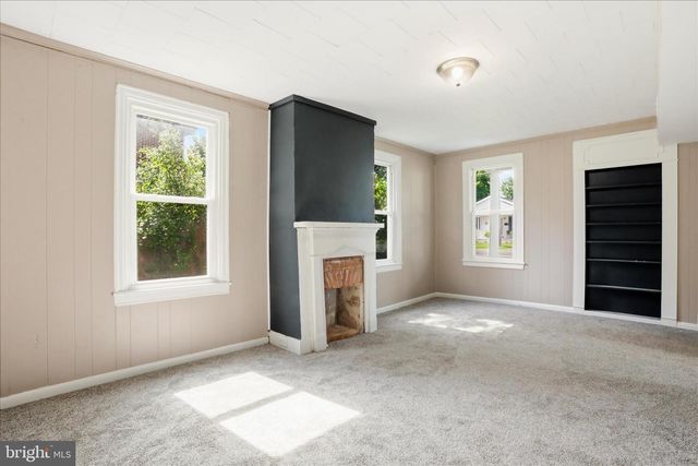 247 WEST MAIN ST, Fayetteville, PA 17222