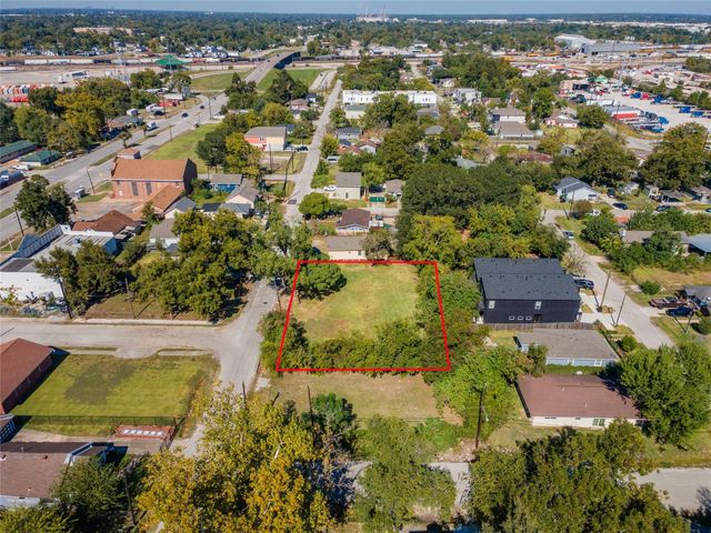 2306 Chew Street, Houston, TX 77020