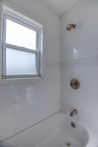 1450 W 35th Avenue, Gary, IN 46408