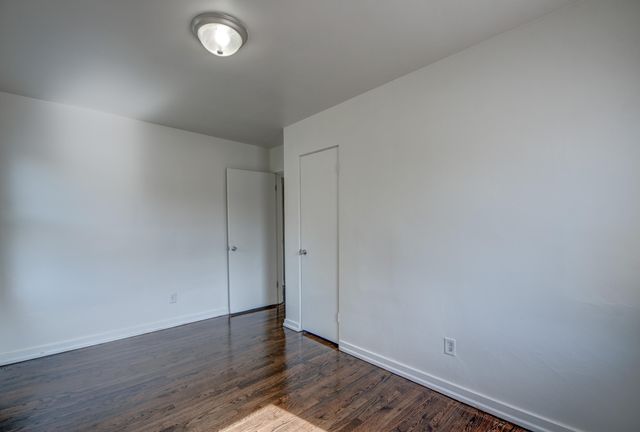 1450 W 35th Avenue, Gary, IN 46408