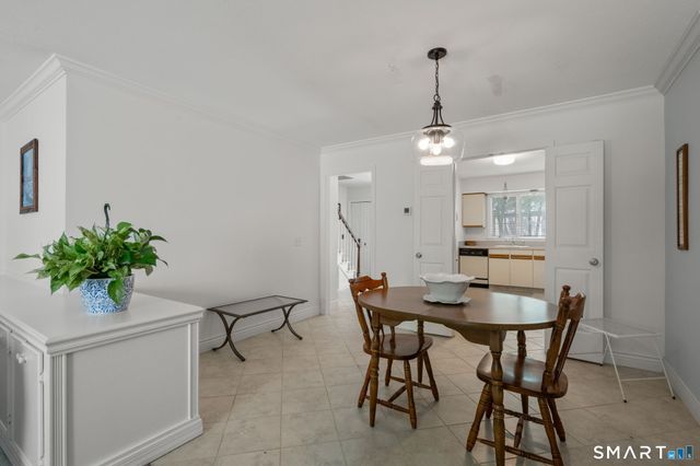 41 Tunxis Village 41, Farmington, CT 06032