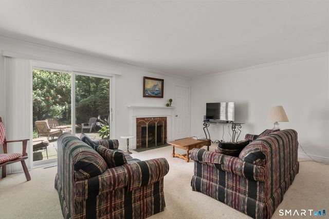 41 Tunxis Village 41, Farmington, CT 06032