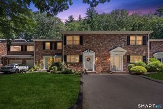 41 Tunxis Village 41, Farmington, CT 06032