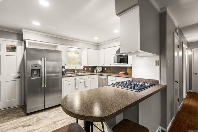 117 White Oak Lane, Little Rock, AR 72207