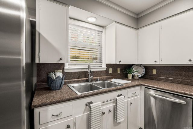 117 White Oak Lane, Little Rock, AR 72207