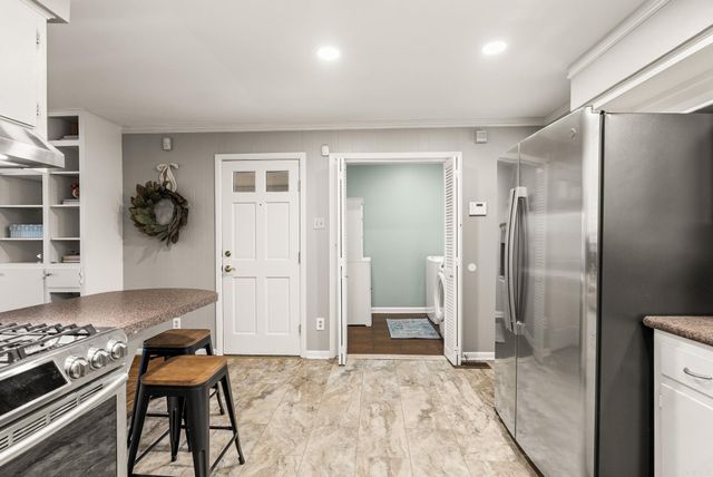 117 White Oak Lane, Little Rock, AR 72207