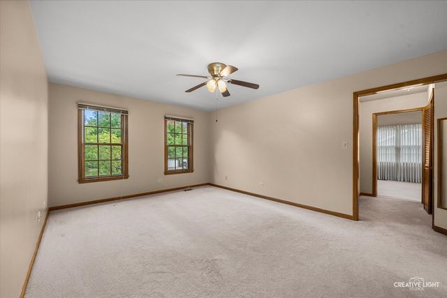 475 Prairie Knoll Drive, Naperville, IL 60565