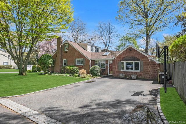 49 Grant Street, East Northport, NY 11731