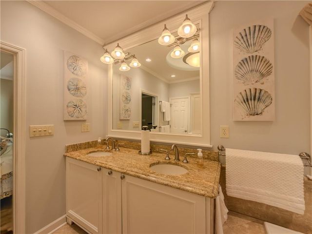 4284 Cedar Bluff Way, Lilburn, GA 30047