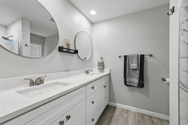 2108 Stonegate Drive N, Bedford, TX 76021