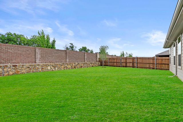 4372 Mill Stream Lane, Fort Worth, TX 76036
