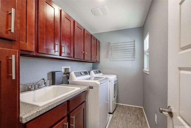 550 Kamaaha Avenue 806, Kapolei, HI 96707