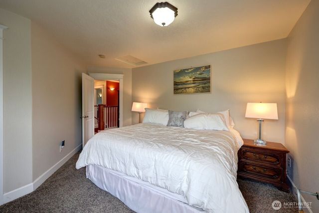 32500 G St, Ocean Park, WA 98640