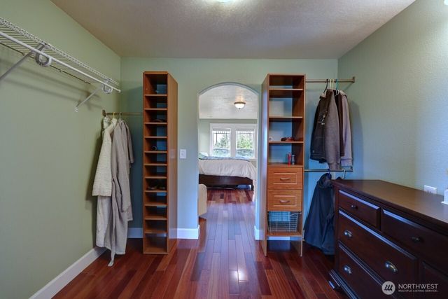 32500 G St, Ocean Park, WA 98640