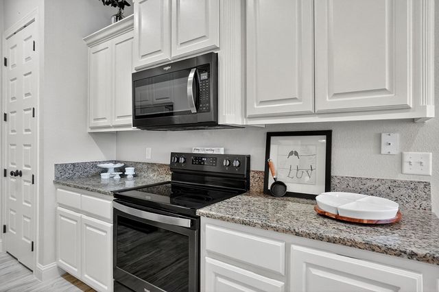 2602 S County Rd 1041, Stanton, TX 79782