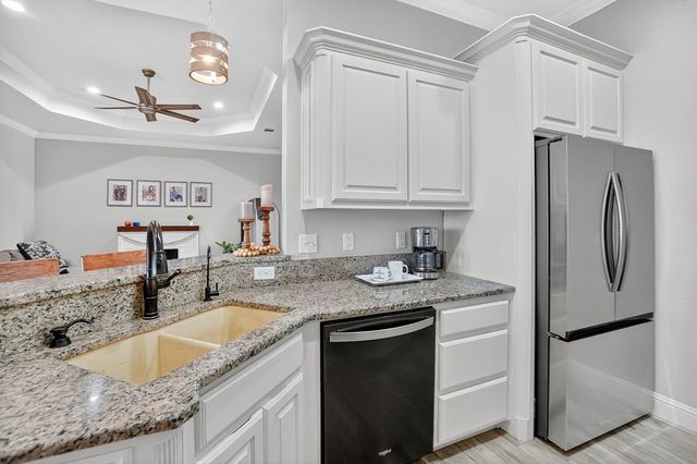 2602 S County Rd 1041, Stanton, TX 79782