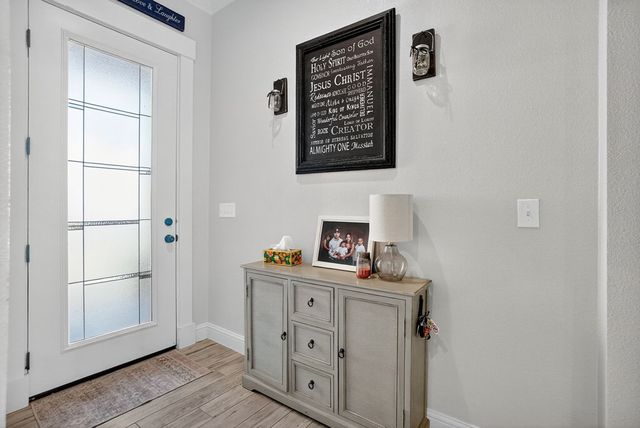 2602 S County Rd 1041, Stanton, TX 79782