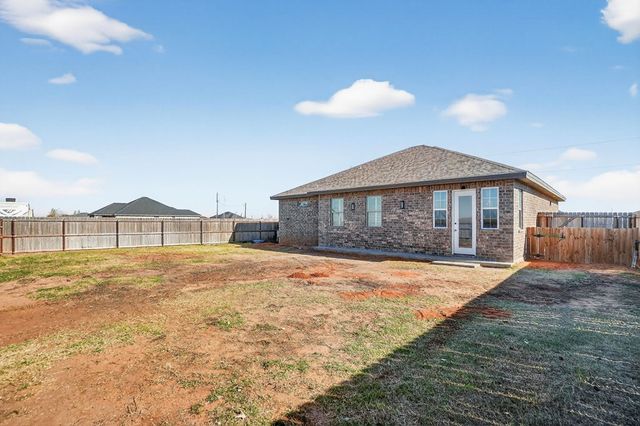 2602 S County Rd 1041, Stanton, TX 79782