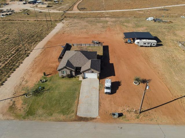 2602 S County Rd 1041, Stanton, TX 79782