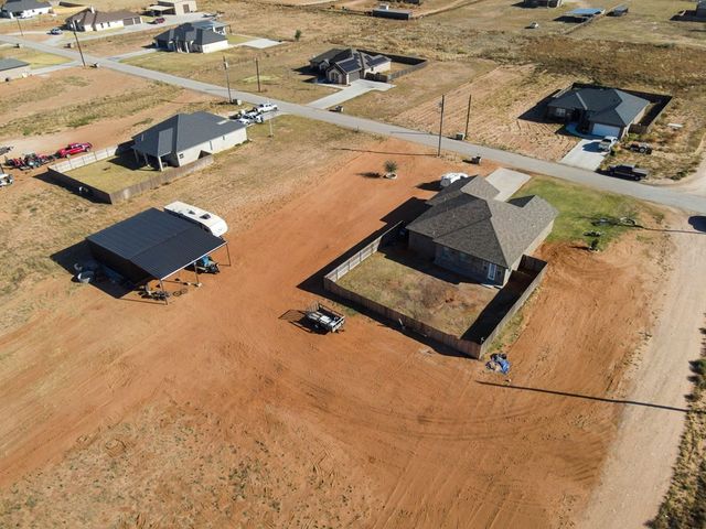 2602 S County Rd 1041, Stanton, TX 79782