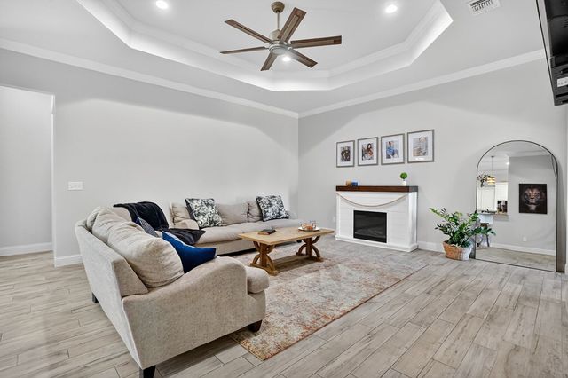 2602 S County Rd 1041, Stanton, TX 79782