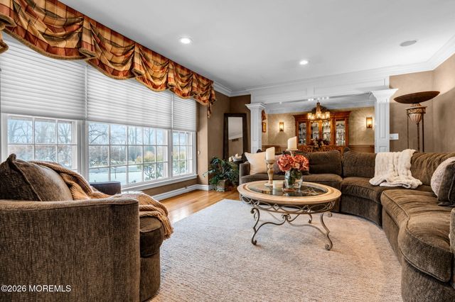 6 Flora Drive, Holmdel, NJ 07733