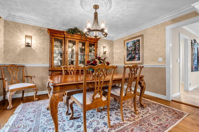 6 Flora Drive, Holmdel, NJ 07733