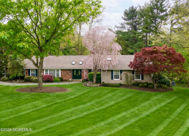 6 Flora Drive, Holmdel, NJ 07733