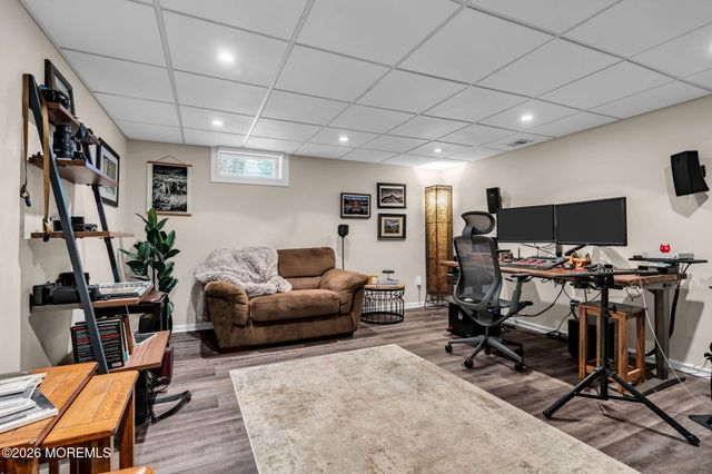 6 Flora Drive, Holmdel, NJ 07733