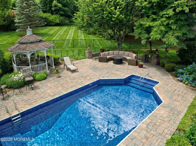 6 Flora Drive, Holmdel, NJ 07733