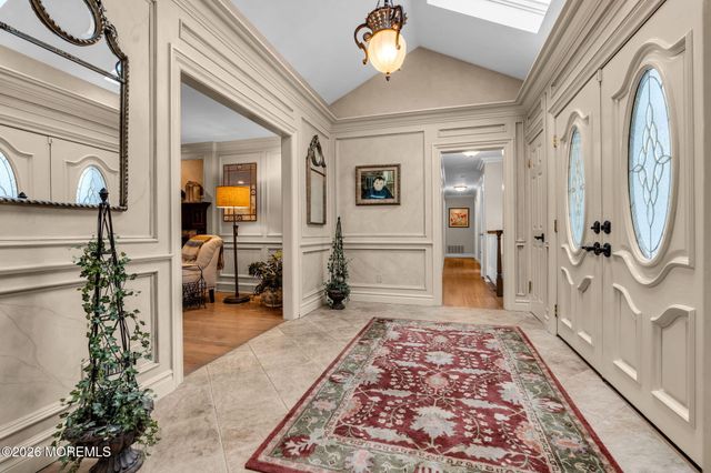 6 Flora Drive, Holmdel, NJ 07733