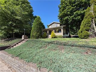 2029 Saint Clair Avenue, East Liverpool, OH 43920