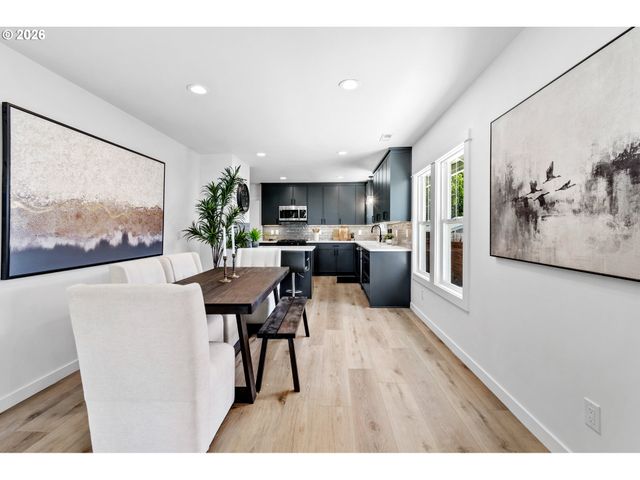 1915 D St, Vancouver, WA 98663
