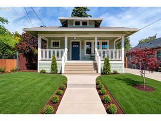 1915 D St, Vancouver, WA 98663