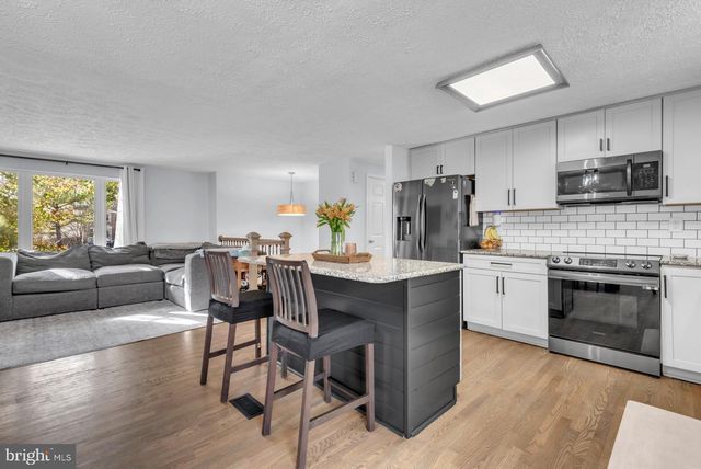 319 VIOLET CT, Mount Airy, MD 21771