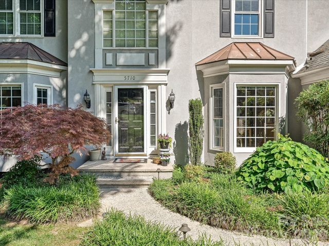 5710 Kinglet Lane, Charlotte, NC 28269