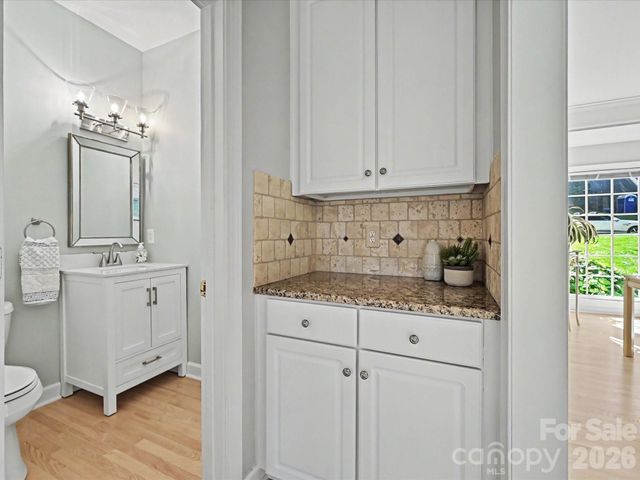 5710 Kinglet Lane, Charlotte, NC 28269