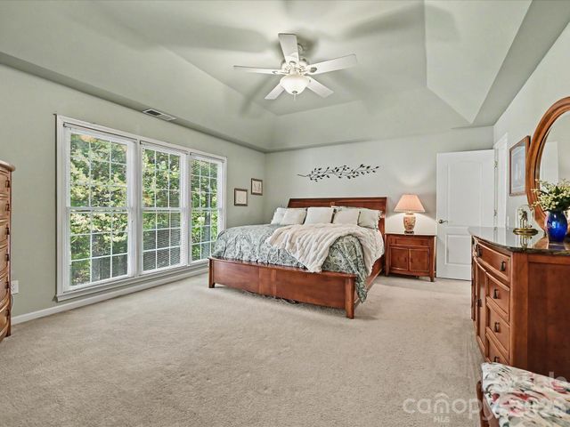 5710 Kinglet Lane, Charlotte, NC 28269