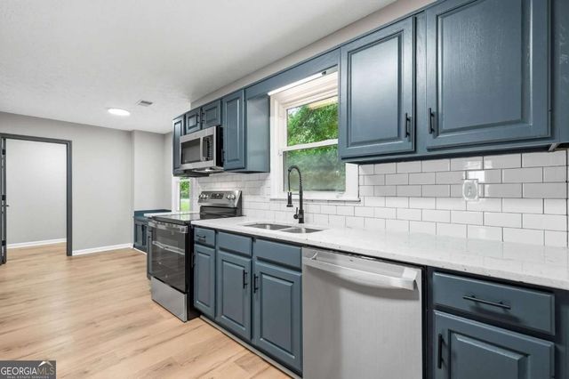 320 Big Game Way, Loganville, GA 30052