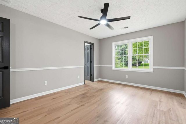 320 Big Game Way, Loganville, GA 30052