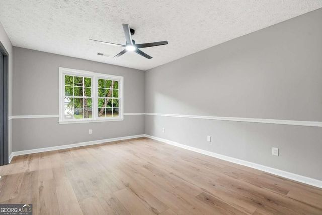 320 Big Game Way, Loganville, GA 30052