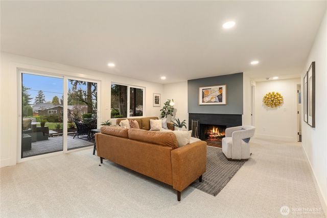 9125 188th Street SW, Edmonds, WA 98026