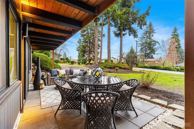 9125 188th Street SW, Edmonds, WA 98026