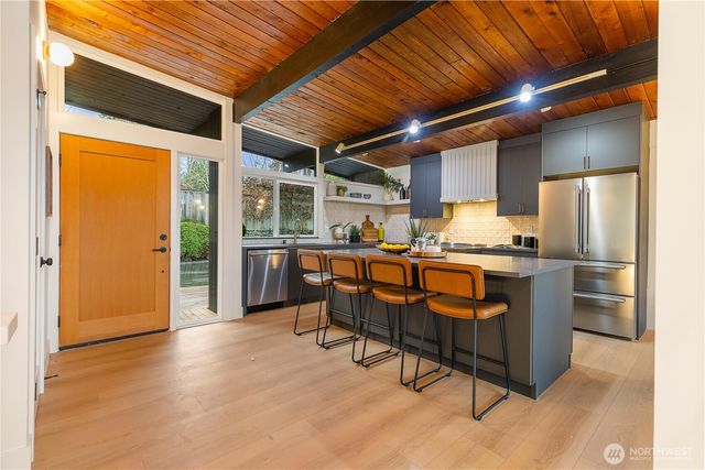 9125 188th Street SW, Edmonds, WA 98026