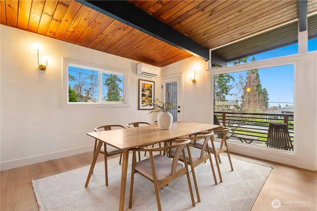 9125 188th Street SW, Edmonds, WA 98026